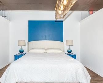 Your Next Cozy Retreat Friends Pets Welcome - Fargo - Bedroom