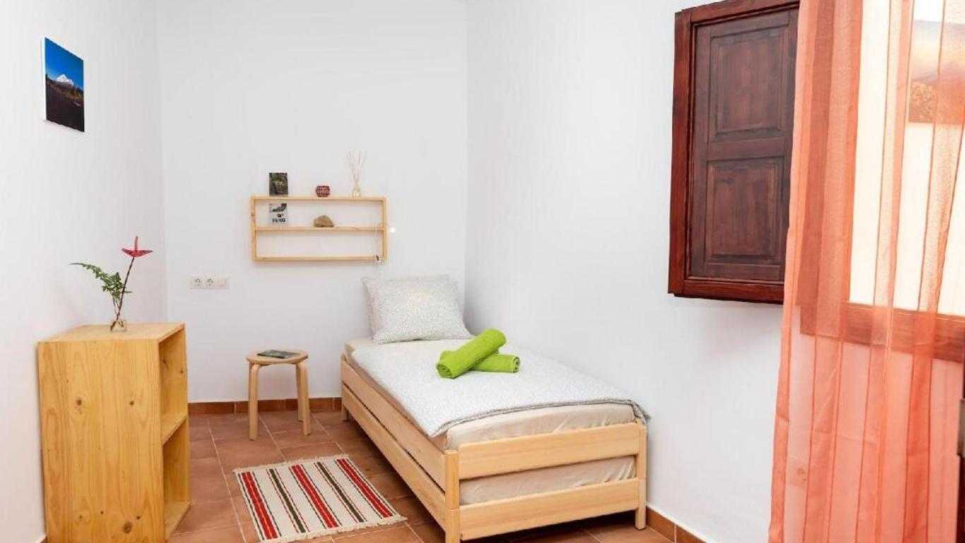 Tabaiba Guesthouse