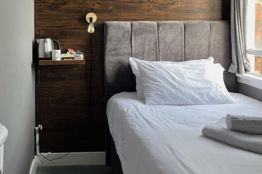 The Wellington Hotel Birmingham - Breakfast Included, Near O2 Academy & City Centre thumbnail 2