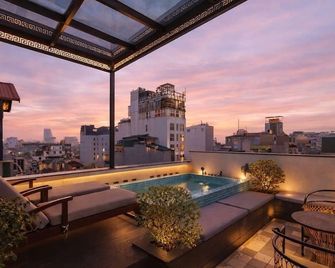 Minerva Premium Hotel - Hanoi - Parveke
