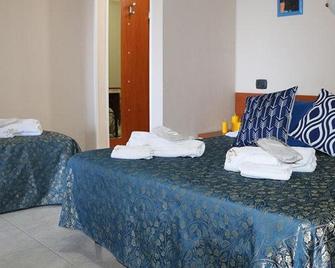 Hotel Gattopardo - Cariati - Schlafzimmer