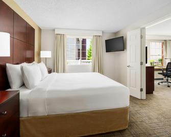 Residence Inn by Marriott Seattle Northeast/Bothell - Bothell - Спальня