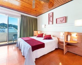 Hotel Xaine Park - Lloret de Mar - Schlafzimmer