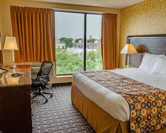 Elmhurst Hotel - Queens - Habitació