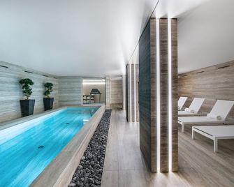 9hotel Paquis - Genebra - Piscina