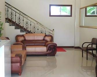 Meida Hotel & Restaurant - Nuku‘alofa - Front desk