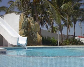 Ocean front Villa with Private Pool and Large Grounds - Luces en el Mar - Pool