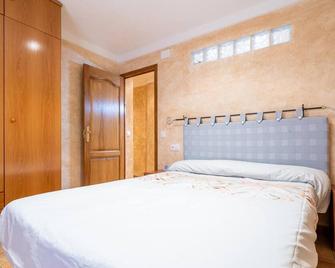 Hauzify I Casa Sant Gregori - El Perello - Bedroom