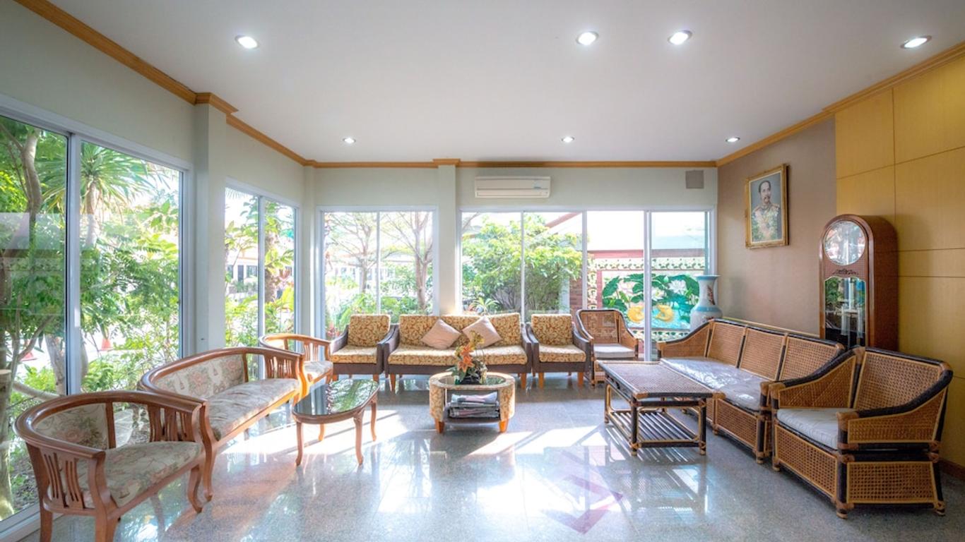 مارتينا هوتل