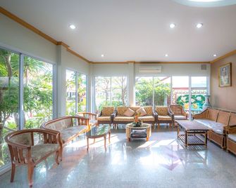 Martina Hotel - Surin - Lounge
