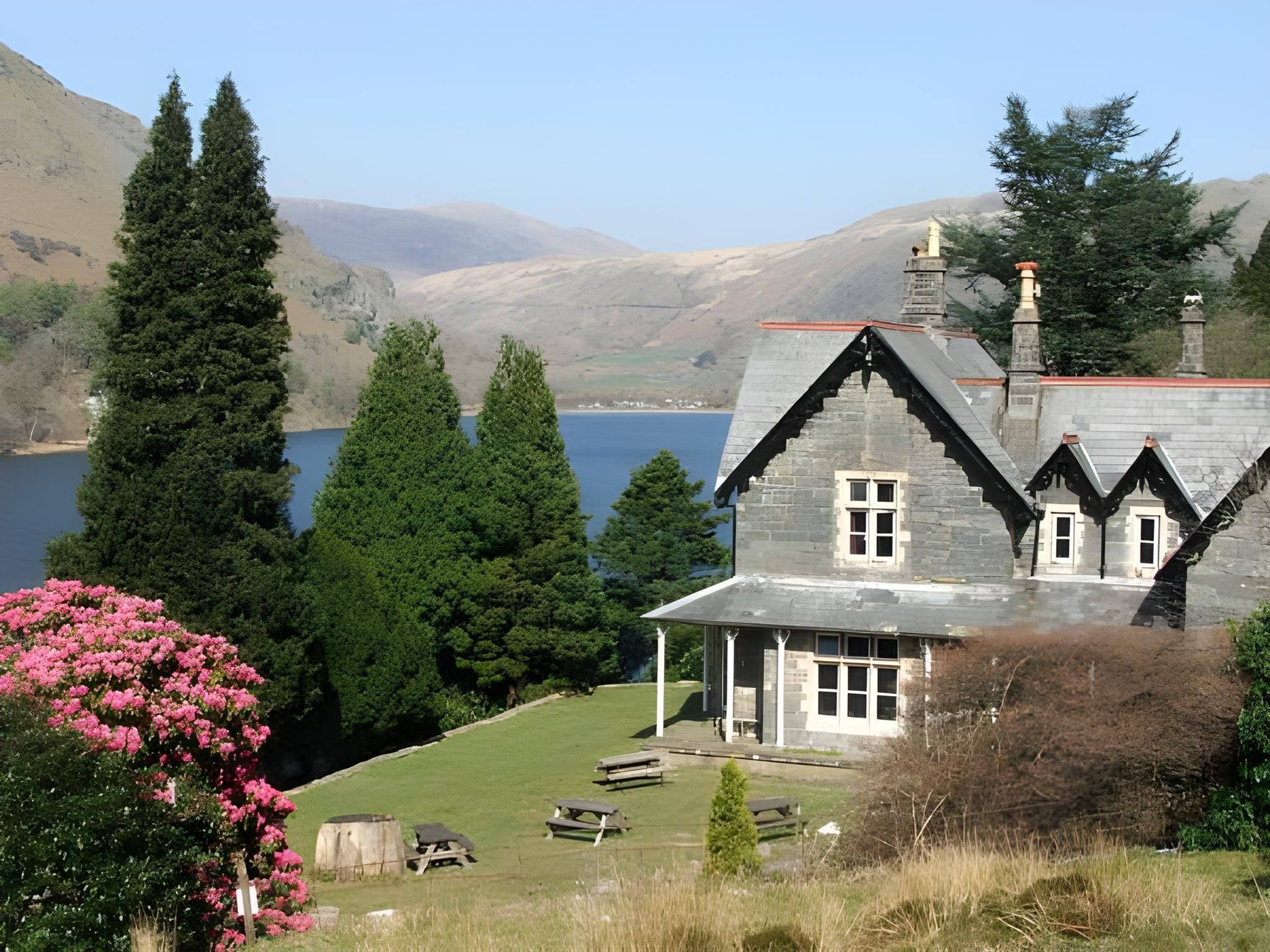 Yha Snowdon Bryn Gwynant - Caernarfon - Building