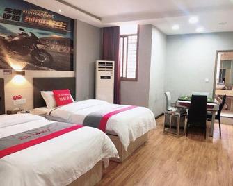 Jun Hotels Linxiang Changan Middle Road - Yueyang - Schlafzimmer