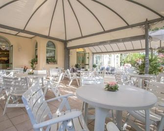Hotel Dover Rooms & Coffee Adults Friendly - Cervia - Restaurant