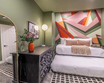 Themed Property on Carson St with Hot Tub - Pittsburgh - Makuuhuone