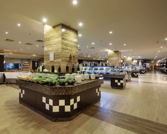 Crystal Admiral Resort Suites & Spa - Kizilagaç - Lobby