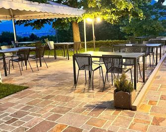 Hotel La Rua - Carrè - Patio