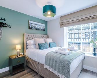 NEW! 4 x Stunning City Centre Apartments in Chester by 53 Degrees Property, Ideal for Individuals, Couples or Business Groups! - チェスター - 寝室