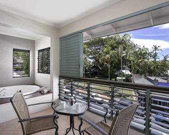 Mantra in the Village Port Douglas - Port Douglas - Balcony