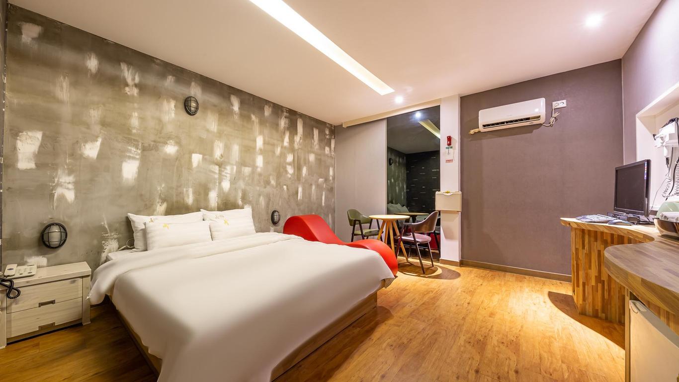 Java Hotel