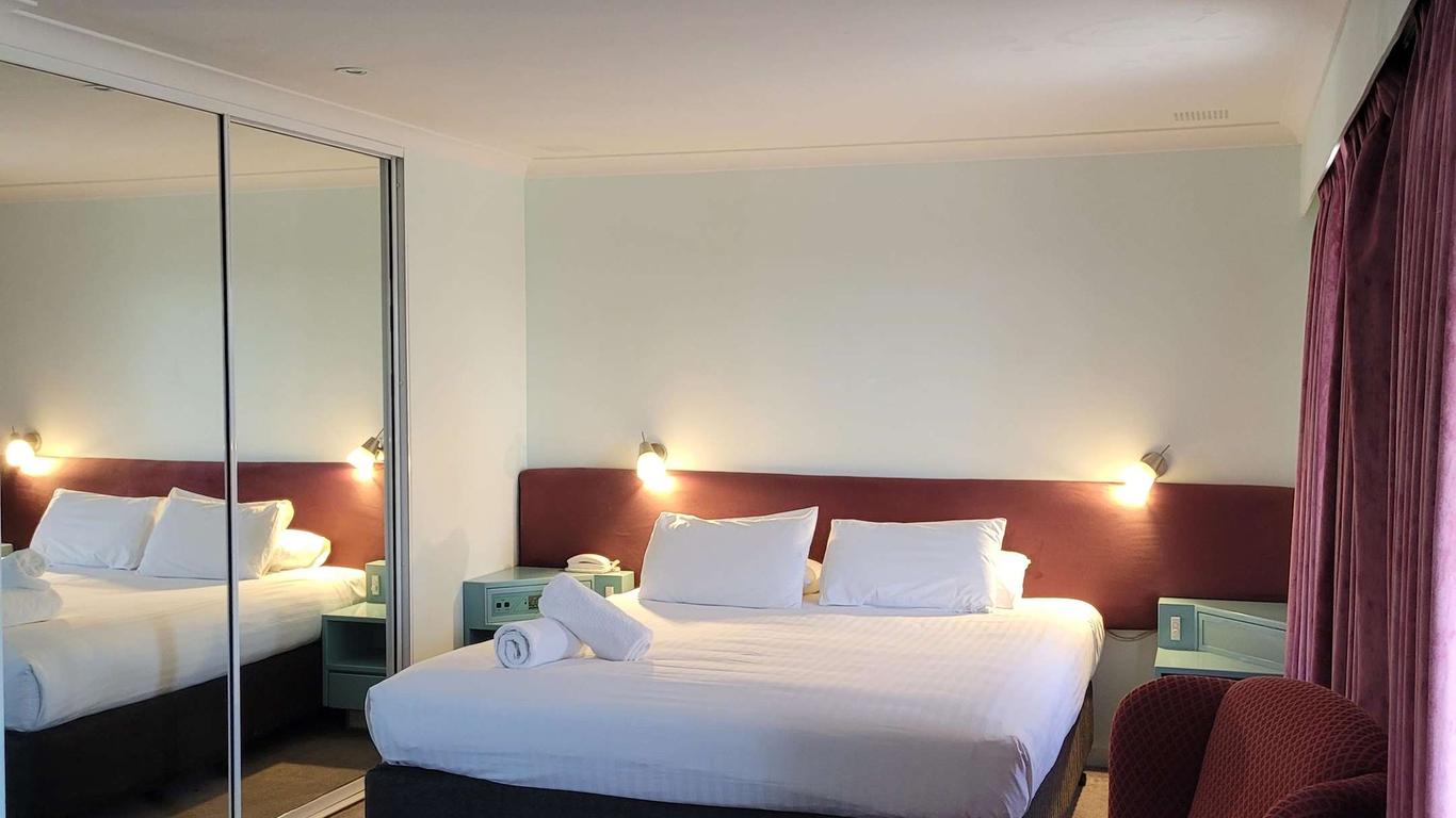 شور ستاي هوتل باي بست ويسترن ذا كلارنس أون ميلفيل