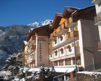 โรงแรมพาโนรามา - Molveno - อาคาร
