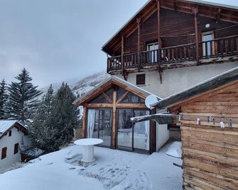 Maranatha Charming Chalet 10 Pers Veranda + South-Facing Terrace -Magnificent View - Molines-en-Queyras - Building