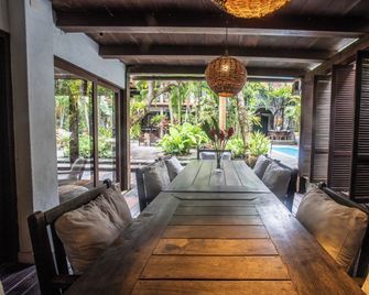 Monkey Casa Hotel - Trancoso