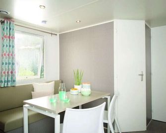 Camping Le Bois Verdon - Saint-Jean-de-Monts - Salle à manger