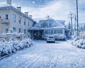Tagaytay Karakol Hotel - Karakol