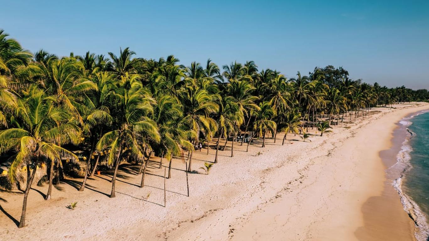 The Coconut Beach Boutique Lodge & Spa