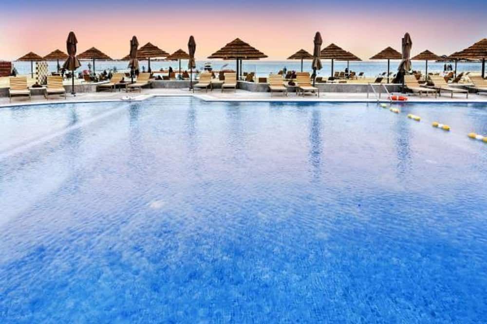 فندق ومنتجع بريرا العزيزية