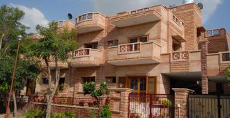 Apnayt Villa - Jodhpur - Rakennus