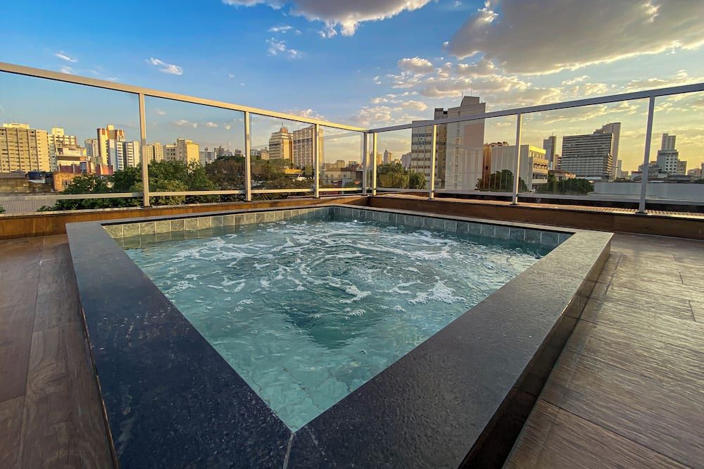 هوتل ريو فيرميلو - غويانيا - حوض السباحة