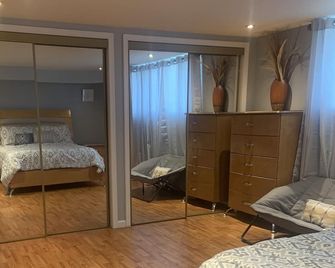 NE Philadelphia Relaxed Apt near Pennypack Park - Philadelphia - Bedroom
