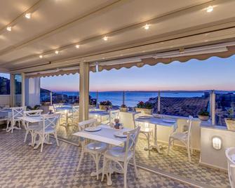 Ela Tenedos Hotel - Special Category - Bozcaada - Restaurant