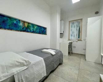 37Suited - Guardiagrele - Bedroom