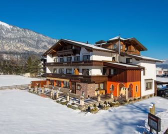 Hotel-Restaurant Sonnhof - Radfeld - Будівля