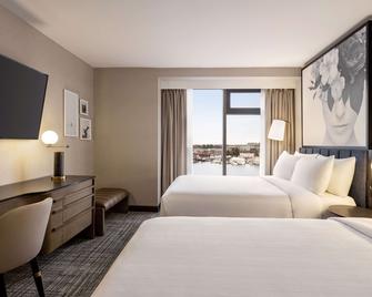 باسيفيك جايتواي هوتل - ريتشموند - غرفة نوم