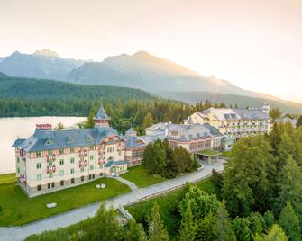 Grand Hotel Kempinski High Tatras - Štrba - Gebäude