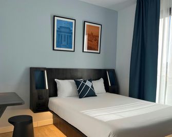 Four Points Flex by Sheraton Madrid Atocha - Madrid - Habitación