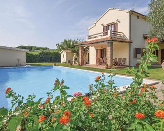 Gorgeous home in Orbetello -GR- - Orbetello - Piscine