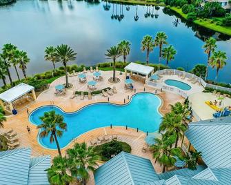 Beach Retreat - Palm Coast - Piscina