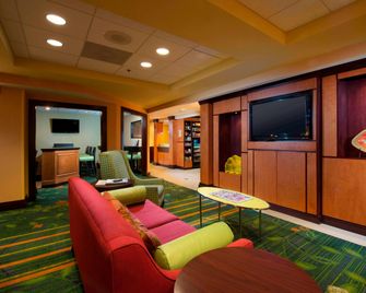 Fairfield Inn & Suites by Marriott Charleston Airport/Convention Center - North Charleston - Lobby