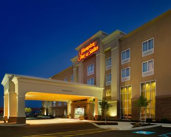 Hampton Inn & Suites Buffalo/Airport - Cheektowaga - Κτίριο