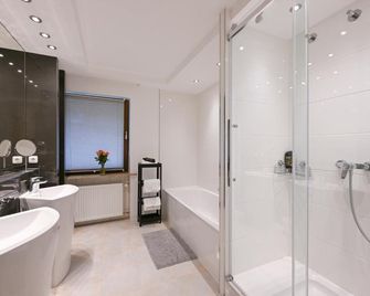 Hardi's Hotel - Inzell - Baño