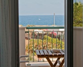 B&B Alalama - Polignano a Mare - Balcone