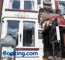Bradleys Hotel