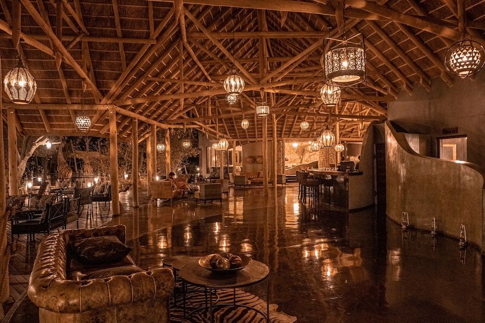 Etosha Oberland Lodge - Okaukuejo