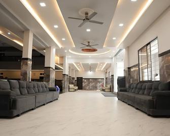 Navkar Palace Hotel & Resort - Omkareshwar - Lobby