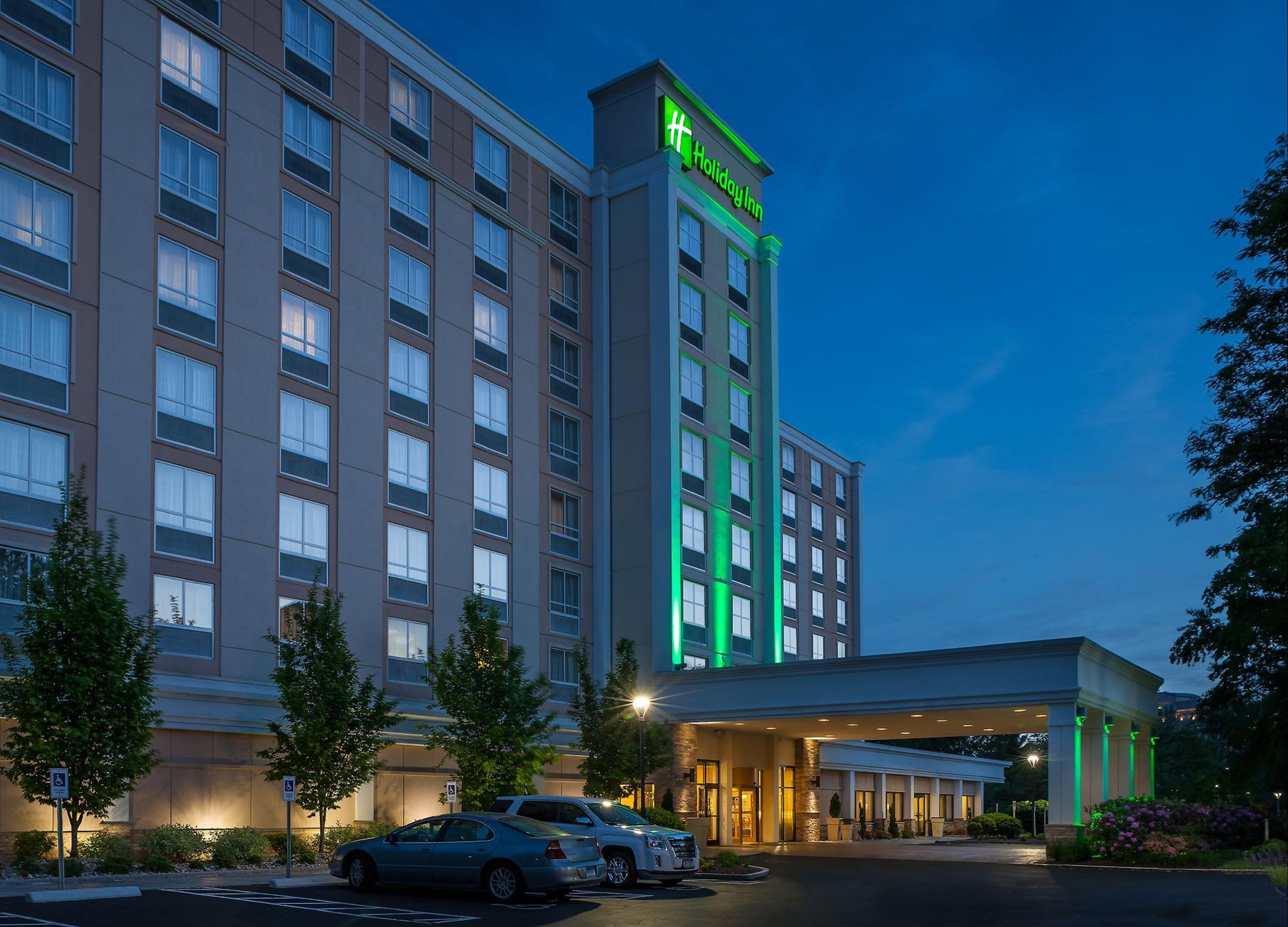 Hotels in West Hartford, CT